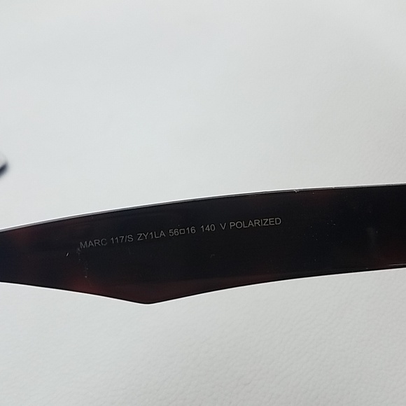 Marc Jacobs sunglasses - Picture 4 of 5